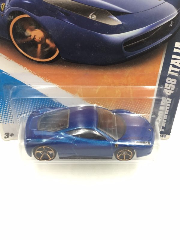 2011 Hot wheels #146 Ferrari 458 Italia Faster than ever with protector Supply