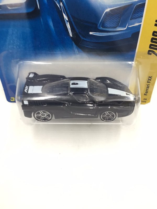 2008 Hot wheels #33 Ferrari FXX with protector Discount